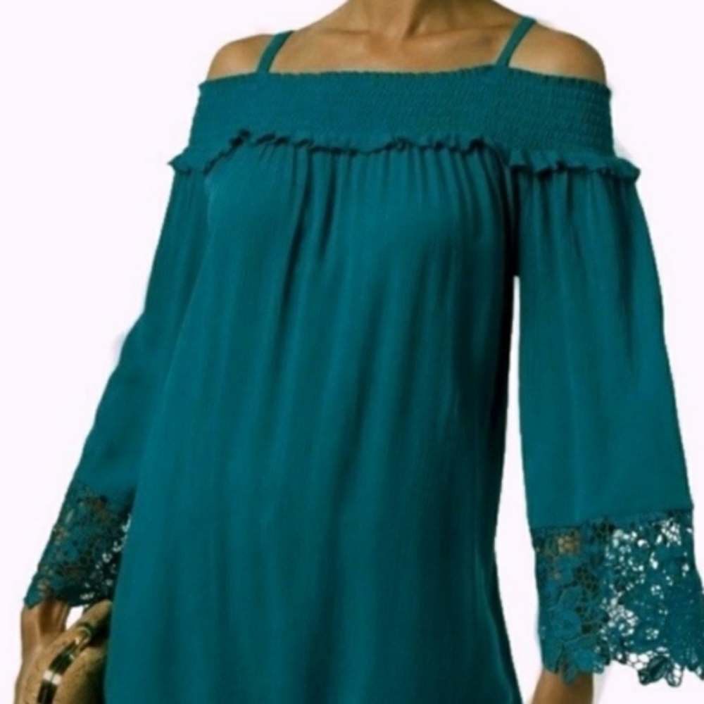 Off the shoulder top xxl